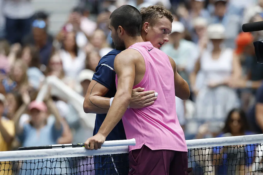 阿尔卡拉斯, 赛以来, 阿尔卡拉斯