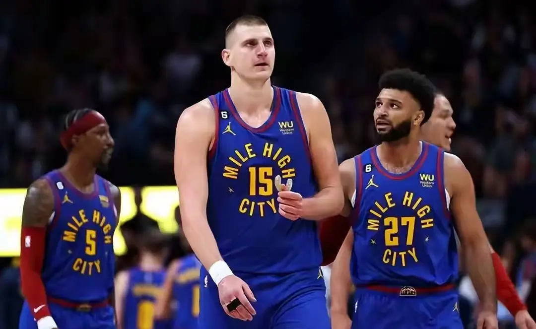 范乔丹合适, 上赛季尼克 范乔丹合适, 上赛季尼克