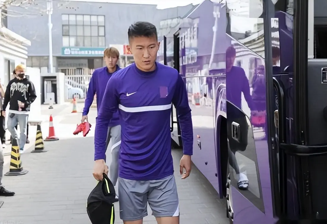 他应该是已 他应该是已